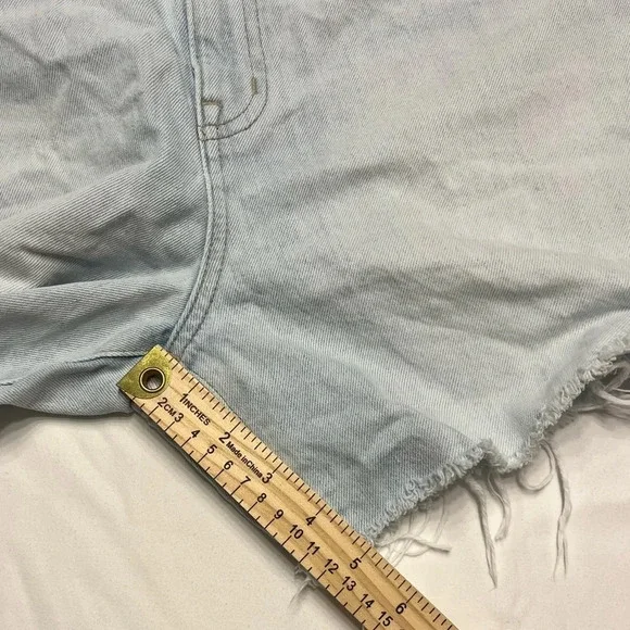 Madewell The '90s Mid-Length Jean Short in Pearlman Wash 31 new without tags - Picture 9 of 14